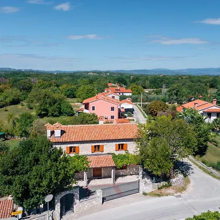 Villa Vacation House Ana