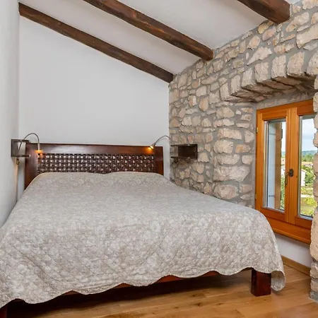 Villa Vacation House Ana *