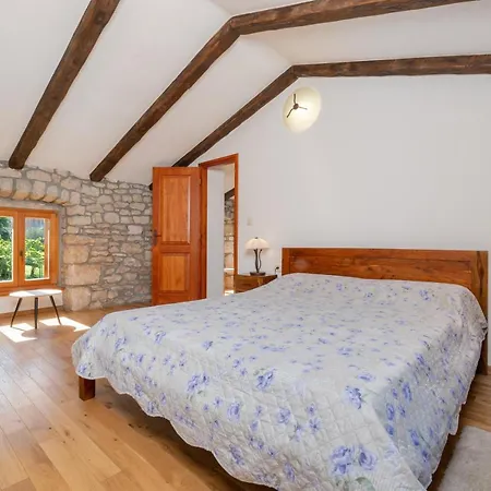 Vacation House Ana Vila